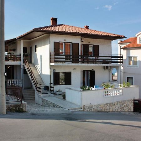 Apartment Vrbnik 5301B Eksteriør bilde